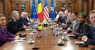 Stire din Politică-Administrație : Ce au discutat congresmenii americani cu Ilie Bolojan, la întâlnirea de la Cotroceni
