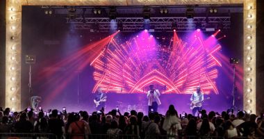 Centrul distracţiei s-a mutat în Mamaia. Ionela Guzic și Connect-R au făcut senzație pe scena de la Cazino - 3