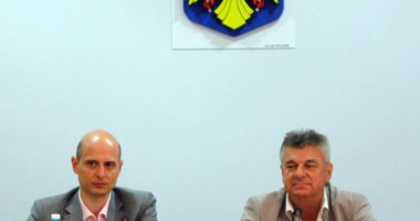 "Absolvenții angajați dau măsura valorii Universității «Ovidius»" - 3
