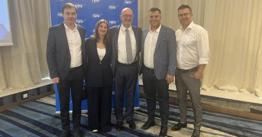Stire din Politică-Administrație : Trei consilieri liberali din Constanța au participat la o conferinţă în Bulgaria
