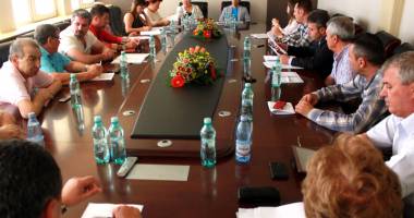 Stire din Politică-Administrație : Consilierii au adoptat noi măsuri de protecție socială la Mangalia