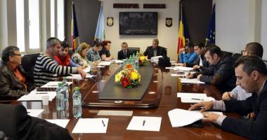Stire din Politică-Administrație : Consilierii din Mangalia au votat programul  de evenimente pentru sezonul estival 2015