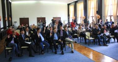 Stire din Politică-Administrație : Cine îi va lua locul lui Radu Mazăre  în fruntea Constanței