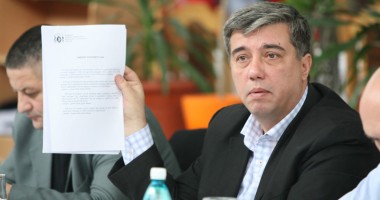Stire din Politică-Administrație : Deputatul Victor Manea, înlocuit la șefia municipală a PNL Constanța