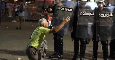 Stire din Actualitate : Consiliul Europei atenționează cu privire la amenințările împotriva drepturilor omului din Serbia
