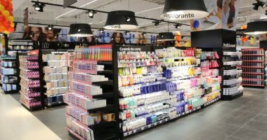 Stire din Economie : Consiliul Concurenței a amendat șapte mari comercianți de alimente