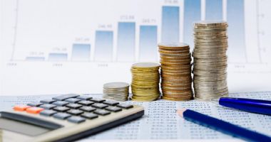Stire din Economie : Consiliul Fiscal avertizează asupra derapajului cheltuielilor bugetare