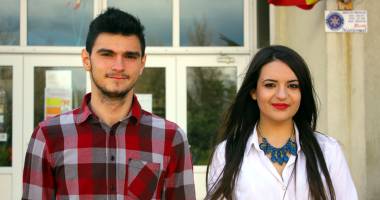 Stire din Cultură-Educație : De ce nu reușesc elevii constănțeni să-și aleagă un lider. Situația de la Constanța, unică în țară