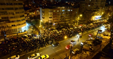 Constanța bate record după record. Mii de oameni la protestele din weekend - 11