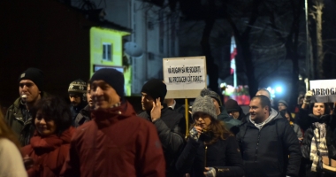 Constanța bate record după record. Mii de oameni la protestele din weekend - 12
