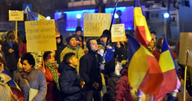 Constanța bate record după record. Mii de oameni la protestele din weekend - 18