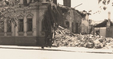 Constanța, 1941. Zona peninsulară în timpul bombardamentului rusesc - Imagini de colecție - 8