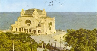 Stire din Cultură-Educație : Vernisaj dedicat istoriei Cazinoului, la Prefectura Constanța