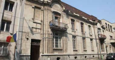 Galerie foto - Constanța, orașul clădirilor istorice lăsate în paragină - 4