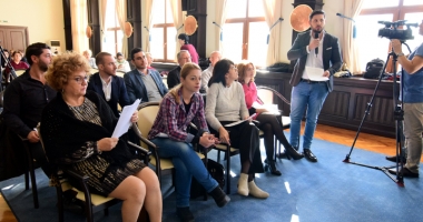 Stire din Politică-Administrație : Consilierii de la PNL și PMP refuză să pună în executare o decizie judecătorească
