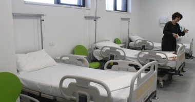 Stire din Sănătate : Unde alegeți să vă tratați: la spitalele de stat sau la clinicile private?