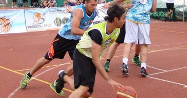 Stire din Sport : Constanța Street Play "Battle for Tomis" a deschis sezonul turneelor de streetball