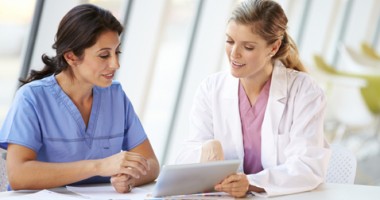 Stire din Sănătate : Constănțencele pot beneficia de teste gratuite pentru depistarea cancerului de col