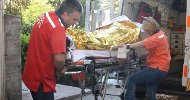 Stire din Sănătate : Constănțeni ajunși la spital cu arsuri după ce au aprins focul cu benzină