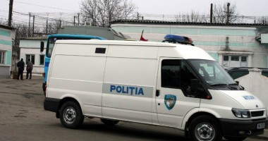 Stire din Eveniment : Constănțeni condamnați la închisoare în alte județe