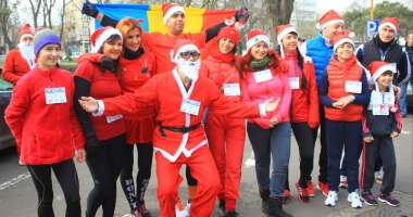 Stire din Sport : Constănțenii îl așteaptă pe Moș Crăciun în ritm de alergare