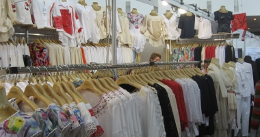 Constănțenii semnează "condica de prezență", la Târgul TINIMTEX, din Mamaia! - 10