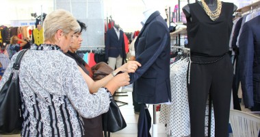 Constănțenii cumpără "în draci" la TINIMTEX 2014 - 5