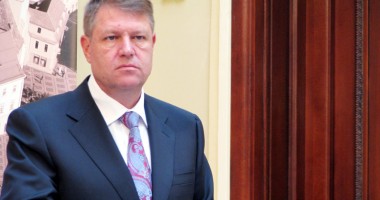 Stire din Politică-Administrație : Constănțenii sunt așteptați să semneze pentru candidatura lui Klaus Iohannis