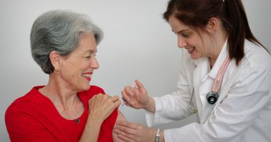 Răciți și cu boli de inimă. Constănțenii dau buzna în cabinetele medicale