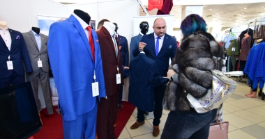 Constănțenii cumpără în draci la Târgul TINIMTEX, din Mamaia - 3
