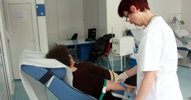 Stire din Sănătate : Constănțenii  pot dona sânge pentru pacienții bolnavi de leucemie