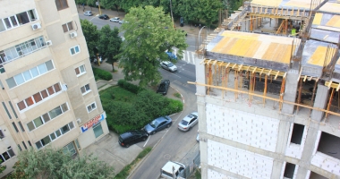 Cum cresc peste noapte blocurile construite  pe spațiile verzi din zona Tăbăcărie - 6