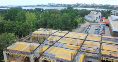Cum cresc peste noapte blocurile construite  pe spațiile verzi din zona Tăbăcărie - 7