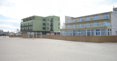 Construcțiile de pe plaja din Mamaia. Cine a vândut terenurile, cum s-au dat autorizațiile? Avem liber la investiții! - 4