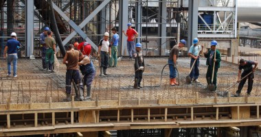 Stire din Economie : S-au pierdut 42.770 de autorizații de construire, din cauza crizei