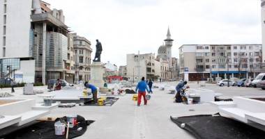 Stire din Economie : Constructorii duc dorul șantierelor