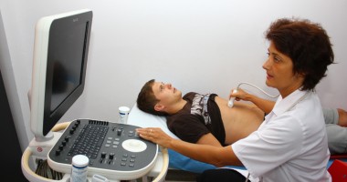 Stire din Sănătate : Consultații de medicină internă și ecografii decontate, la Constanța