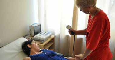 Stire din Sănătate : Consultații gratuite  la Centrul  medical Flora  din Mamaia