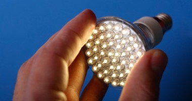 Stire din Economie : Consumul de energie electrică al României a scăzut cu 6,3%