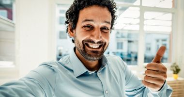 Stire din Social : Antreprenorii își pot deschide online contul de companie la ING, din Home’Bank, fără documente sau apeluri video