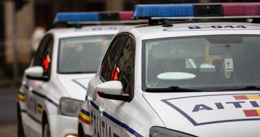 Stire din Eveniment : Fraudă de peste o jumătate de milion de euro! Cinci personae au fost reţinute