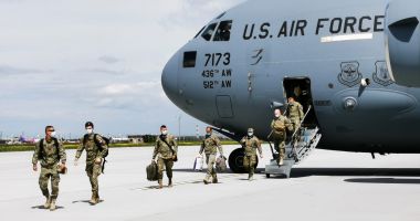 Stire din Eveniment : Al doilea contingent de militari români s-a întors acasă, din Afganistan