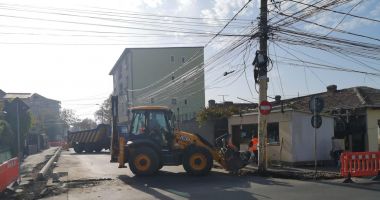 Stire din Social : Continuă reabilitarea străzii Unirii. Trafic restricționat timp de două zile