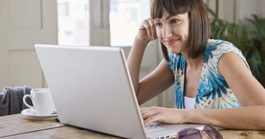 Stire din Economie : Contribuabilii vor primi adeverințele de venit prin internet