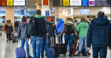 Stire din Eveniment : Controale suplimentare în aeroporturi şi porturi pentru a preveni migraţia ilegală