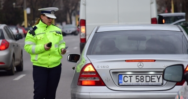 Galerie foto. Controale ale polițiștilor pe bulevardul Lăpușeneanu din Constanța - 4