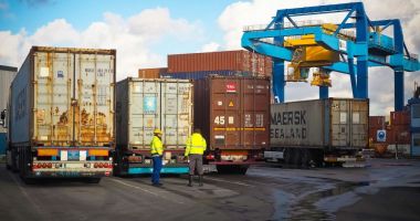 Stire din Eveniment : Controale în Portul Constanța. Importurile din China, verificate de comisarii Protecției Consumatorilor
