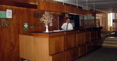 Stire din Social : Amenzi de zeci de mii de lei pentru două hoteluri din Neptun