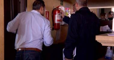 Biserici și școli din Constanța, amendate de pompieri - 3