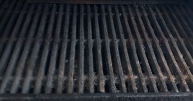 Galerie FOTO Restaurantul Voila de pe bulevardul Tomis controlat de Protecția Consumatorilor - 5